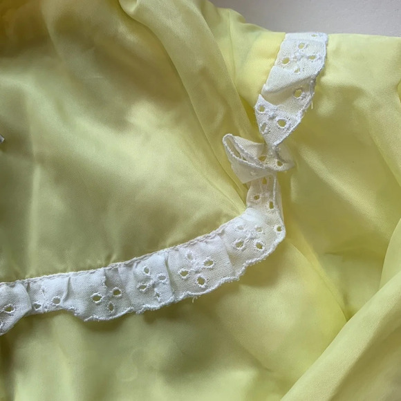 Little Ones - 12 month, yellow wind breaker, jacket - Picture 5 of 6